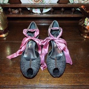 Clio La Rou Ankle Tie Peep Toe Pumps / Sandals